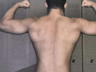 I got bigger. Which physique to you like better. 4 of 6