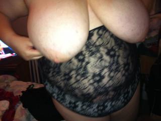 Sexxxy BBW wife and her big tits! 3 of 6