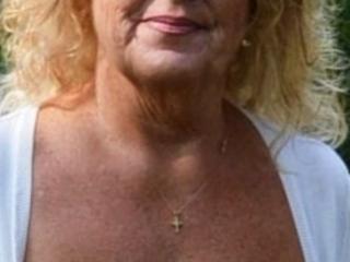 Tits for Your Enjoyment 15 of 20