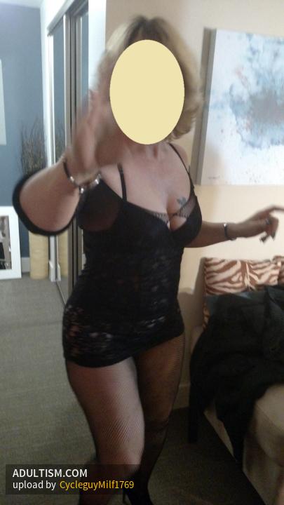 Image 2 of 20