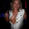Amateur flashing after clubbing