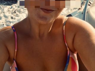 Ellen1985 beach 4 3 of 6