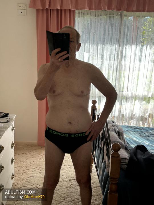 Image 4 of 4