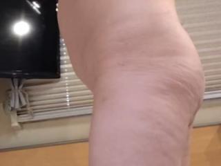 Sexy lady just loves to fuck 14 of 16