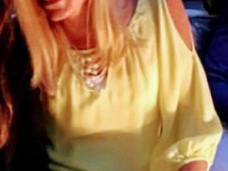 Pretty and Petite 1 of 6