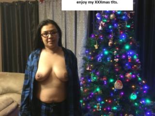 XXXmas MILF 3 of 15