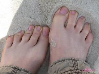 The most beautiful feet and toes..... 10 of 11