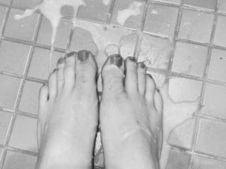 Bare feet 2 of 6