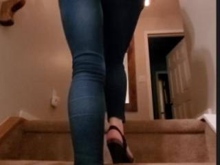 Milf Wife in & out of tight jeans 2 of 5