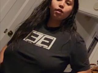 Huge tits 9 of 10