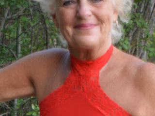 Nipples and Pokies a Popping at the Park 5 of 20