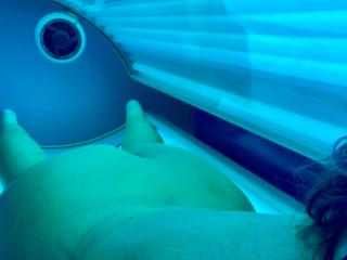 Tanning Bed 7 of 8