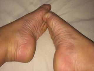 My scrunched up size 3 feet 6 of 12