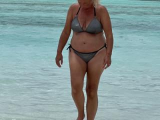 Bikini pics 6 of 14