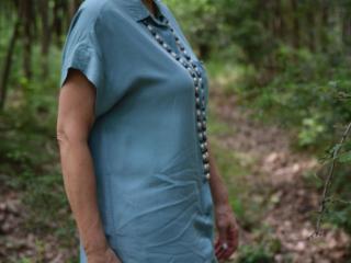 She loves forests and her pearls 9 of 11