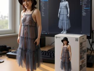 My wife's figure is now on sale！ 4 of 5