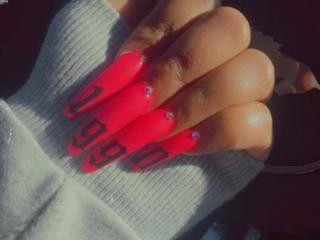 nails 4 of 5
