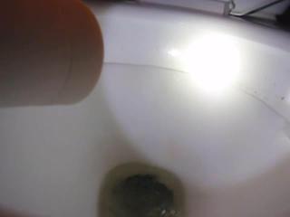 Soaking school toilets with pissing pussy