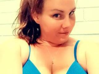 Sexy Fiona - Bathroom Showing Off 3 of 9