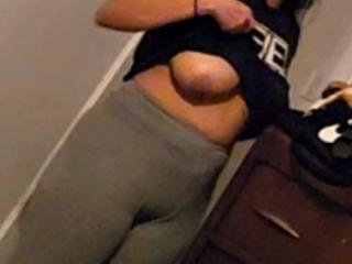 Huge tits 4 of 10
