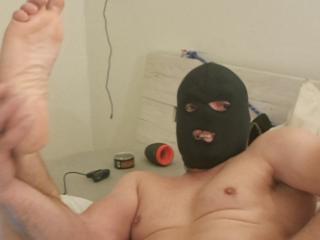 So hard grom al the horny pics... thnxx ladies love you all 3 of 16