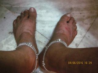 Chain in Hobby feet 1 of 7