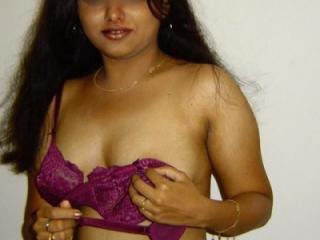Indian wife up for grabs 2 of 6
