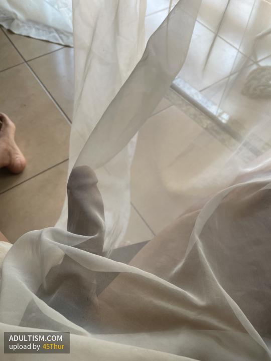 Image 2 of 4