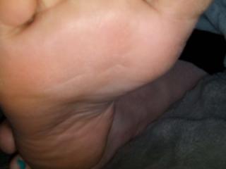 Feets 5 of 17