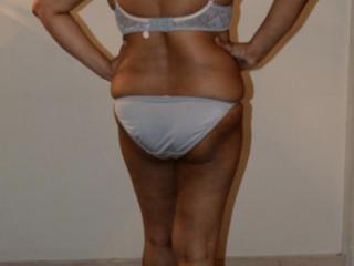 Asian slut with sexy ass 4 of 5