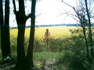 Let's go out into the nature to fuck 1 of 20