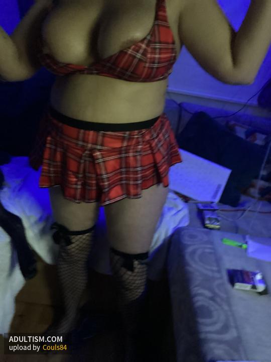 Image 2 of 4