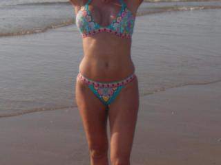 In a new (not so teasing) bikini on a dutch beach 13 of 17