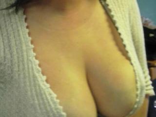 Is this to much cleavage for the public 9 of 20