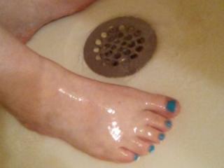 Feets 7 of 17