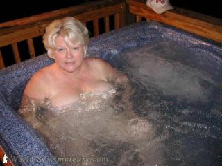 Hot wife in hot tub 3 of 6