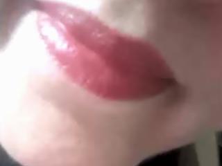 Juicy Lips 8 of 12
