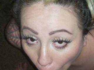 who knows this webslut?