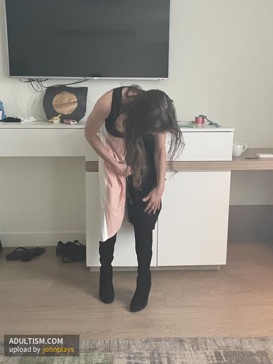 Image 2 of 9