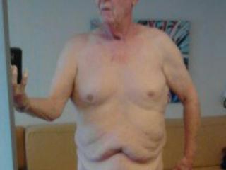 Tom Nude from 19 Dec 2013 12 of 15