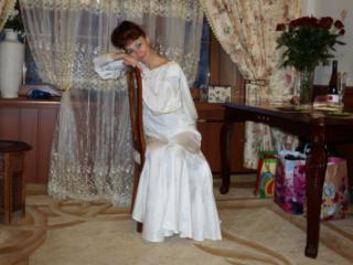 In the same wedding dress 4 of 20