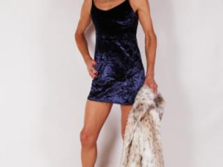 9 Alessia Models Velvet Blue Dress & Fur Coat 12 of 20