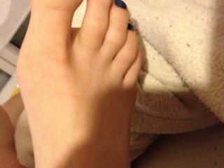 Wifes Longs Toes 6 of 10