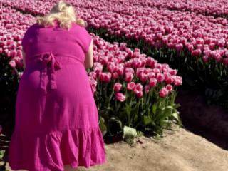 The Queen in the Tulip Fields…and her 2 lips 😈 6 of 18
