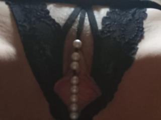 MATURE NAKED HOME 11 of 13