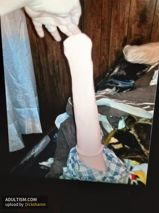 Image 2 of 20