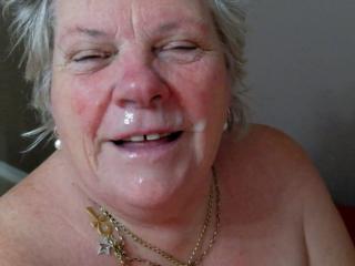 Joy sucks and spunked in Flat 9 of 12