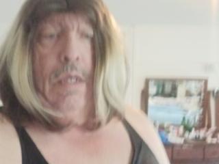 61old playing cross dresser