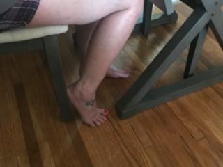 Mom's Feet Voyeur (PLEASE COMMENT) 5 of 7