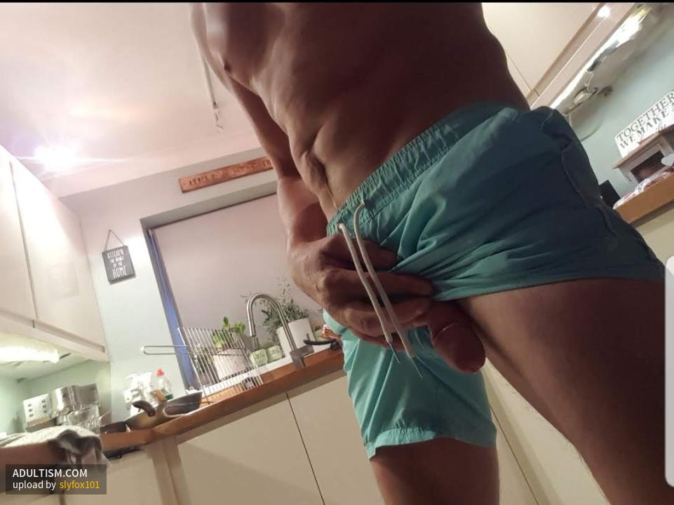 Image 4 of 6